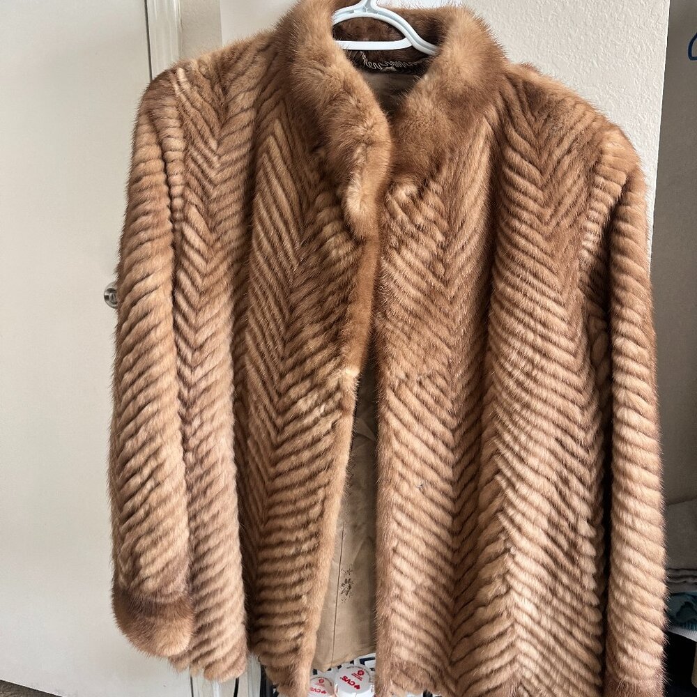 Excellent Condition Vintage Mink Fur-Size M/L